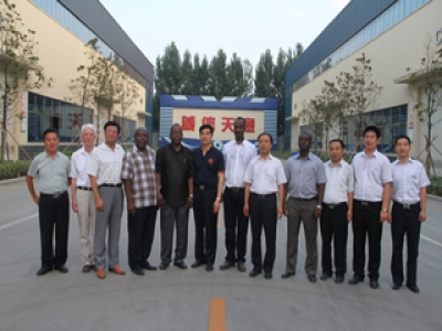 热烈欢迎非洲诸国大使代表团访问天意机械！