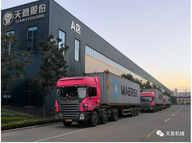 天意机械为柬埔寨客户加工生产年产80万平方轻质墙板生产线成功装车启运！